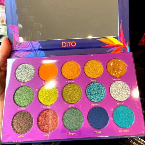 Eyeshadow Palette Makeup 15 color Eye Shadow Set Cosmetic Kit - Picture 2 of 2